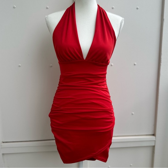 Gorgeous Red Halter Dress - Picture 3 of 7